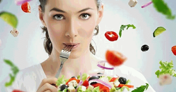 சருமம், கூந்தல் பராமரிப்புக்கு சாப்பிட வேண்டிய உணவுகள்