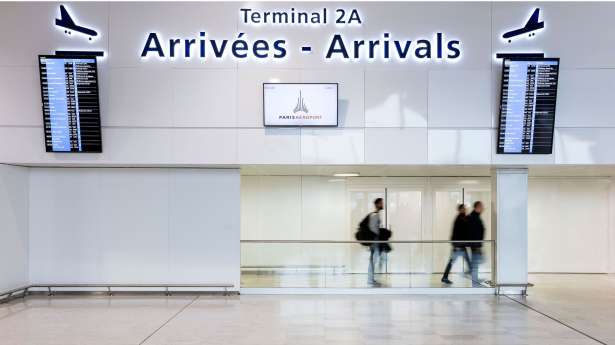 பரிஸ்-சார்ல்-து-கோல் விமான நிலையத்தின் டெர்மினல்கள் பெயர் மாற்றம்!!!