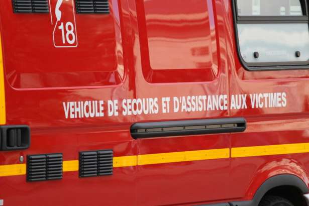 Aulnay-sous-Bois : போதையில்  சாரதி.. - ஒருவர் பலி!!
