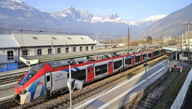 SNCF : ஆறு மாதங்களுக்கு முன்பாக பயணச்சிட்டை முன்பதிவு! - புதன்கிழமை ஆரம்பமாகிறது!!