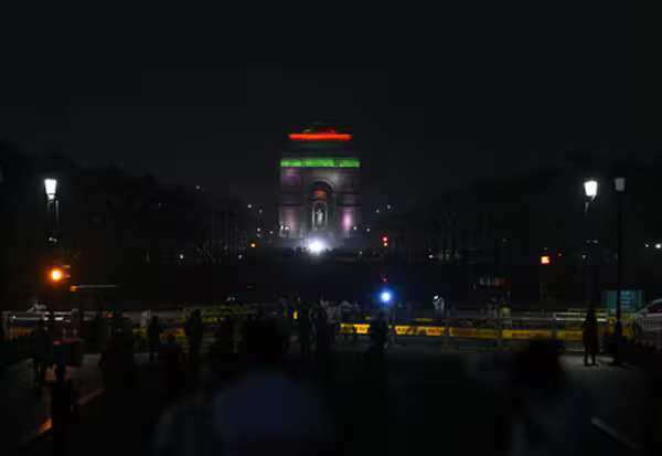 பாக்., தாக்குதல் எதிரொலி; தலைநகர் டில்லிக்கு உச்சபட்ச பாதுகாப்பு