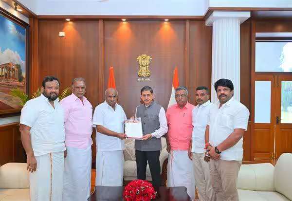 கோவில் நிலத்தில் கல்வி நிறுவனங்கள் கட்டும் மசோதாவை அனுமதிக்கக் கூடாது