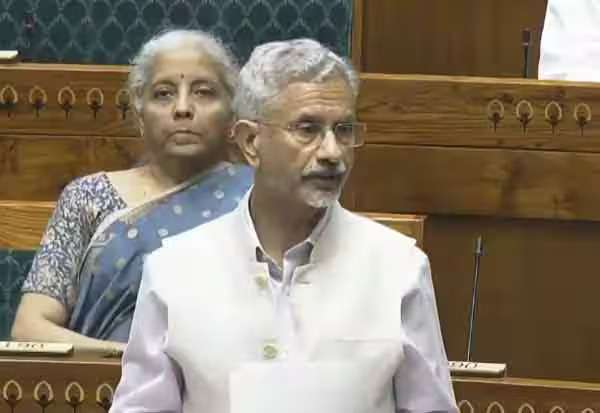பயங்கரவாதத்தை ஆதரிக்கும் பாகிஸ்தானுக்கு இதுதான் தண்டனை; ஜெய்சங்கர் 