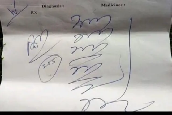 இலங்கையில் மருத்துவர்களின் கடுமையாகும் சட்டம் - கிறுக்கல் எழுத்துக்கு தடை!