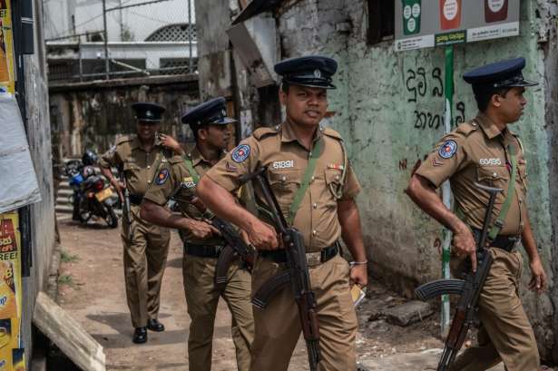 இலங்கை முழுவதும் சுற்றிவளைப்பு – 5000 இற்கும் மேற்பட்டோர் கைது