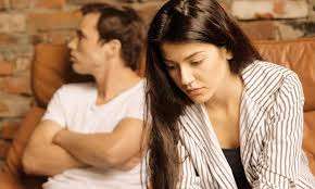 தம்பதிகளிடையே காதல் குறைகிறதா? அப்போ இதுதான் காரணம்..!