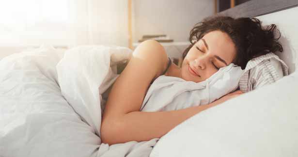 தூங்கும் போதே உடல் எடையை குறைப்பது எப்படி தெரியுமா..?